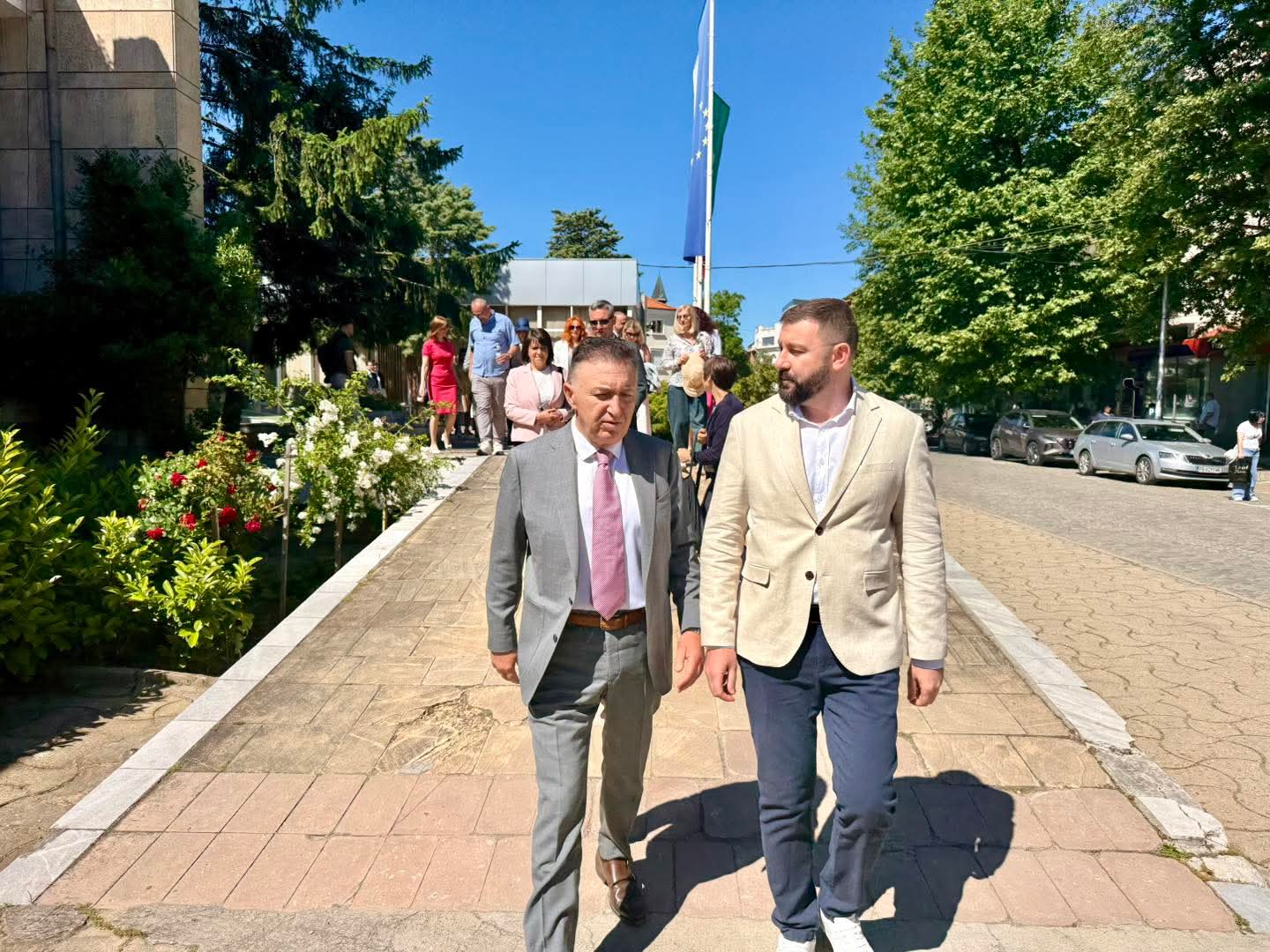 Зам.-министър Красимир Чакъров в Карлово: Държавата продължава подкрепата за розопроизводството