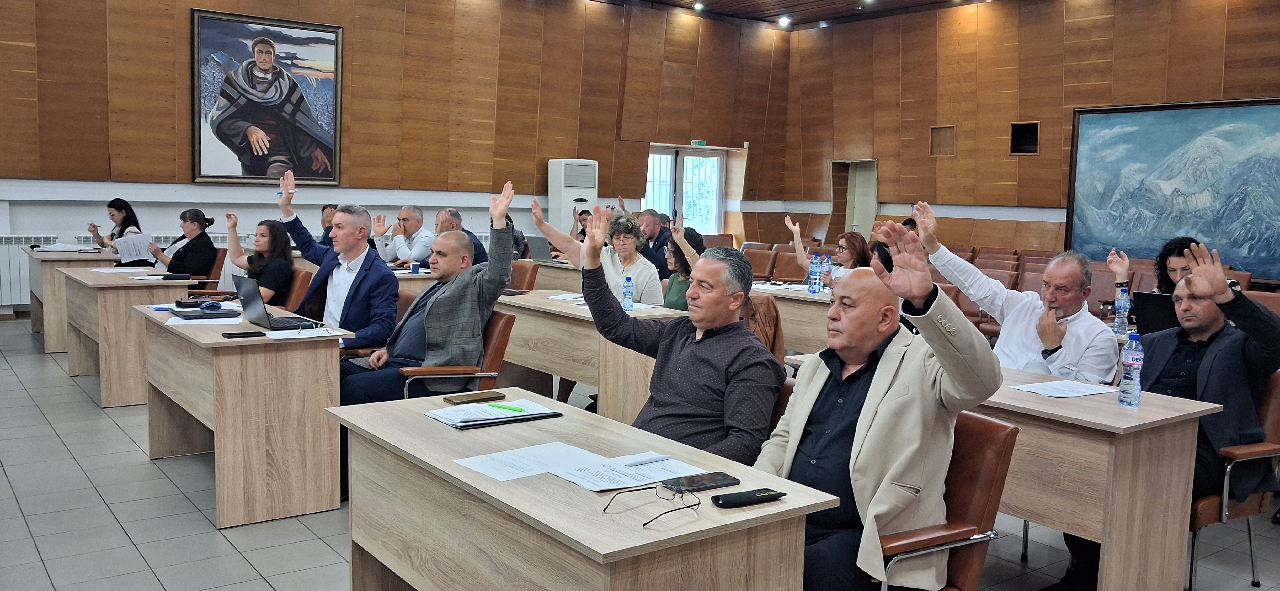 Общинският съвет в Карлово отпусна финансова субсидия за текущ ремонт на болницата
