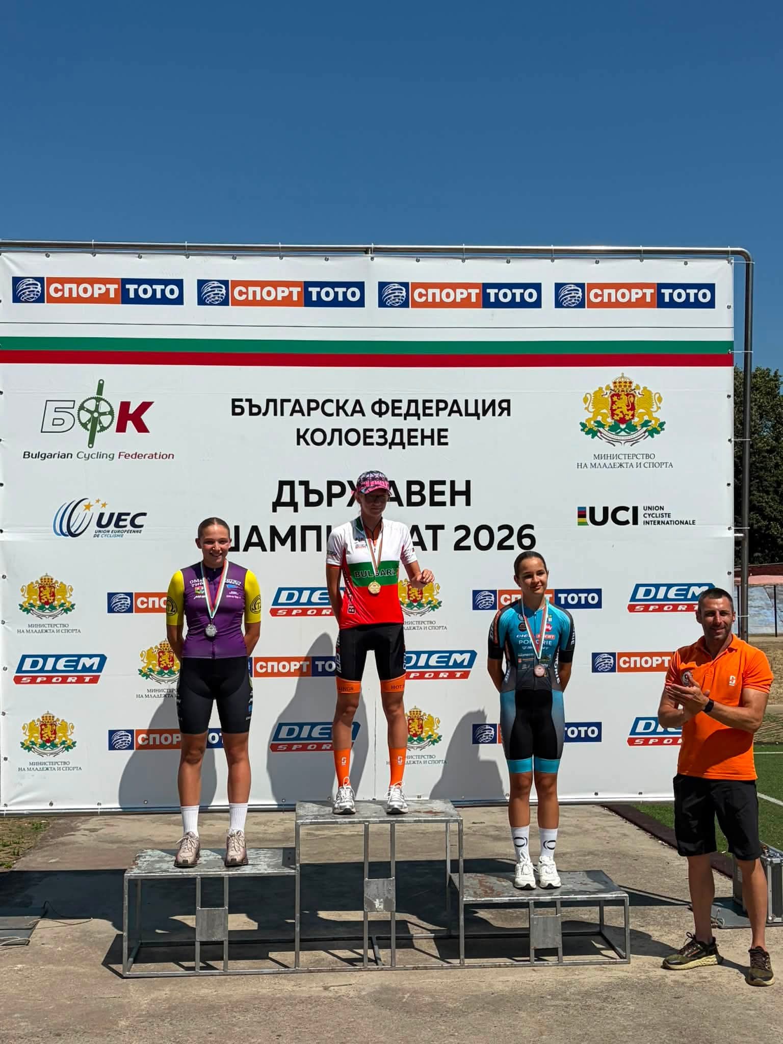 Карловката Йоана Попова стана национална шампионка по колоездене